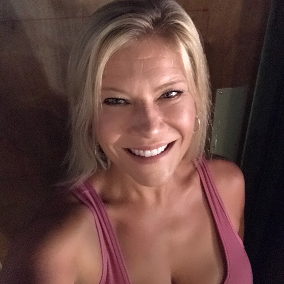 Meet your Posher, Starr - Picture 1 of 1